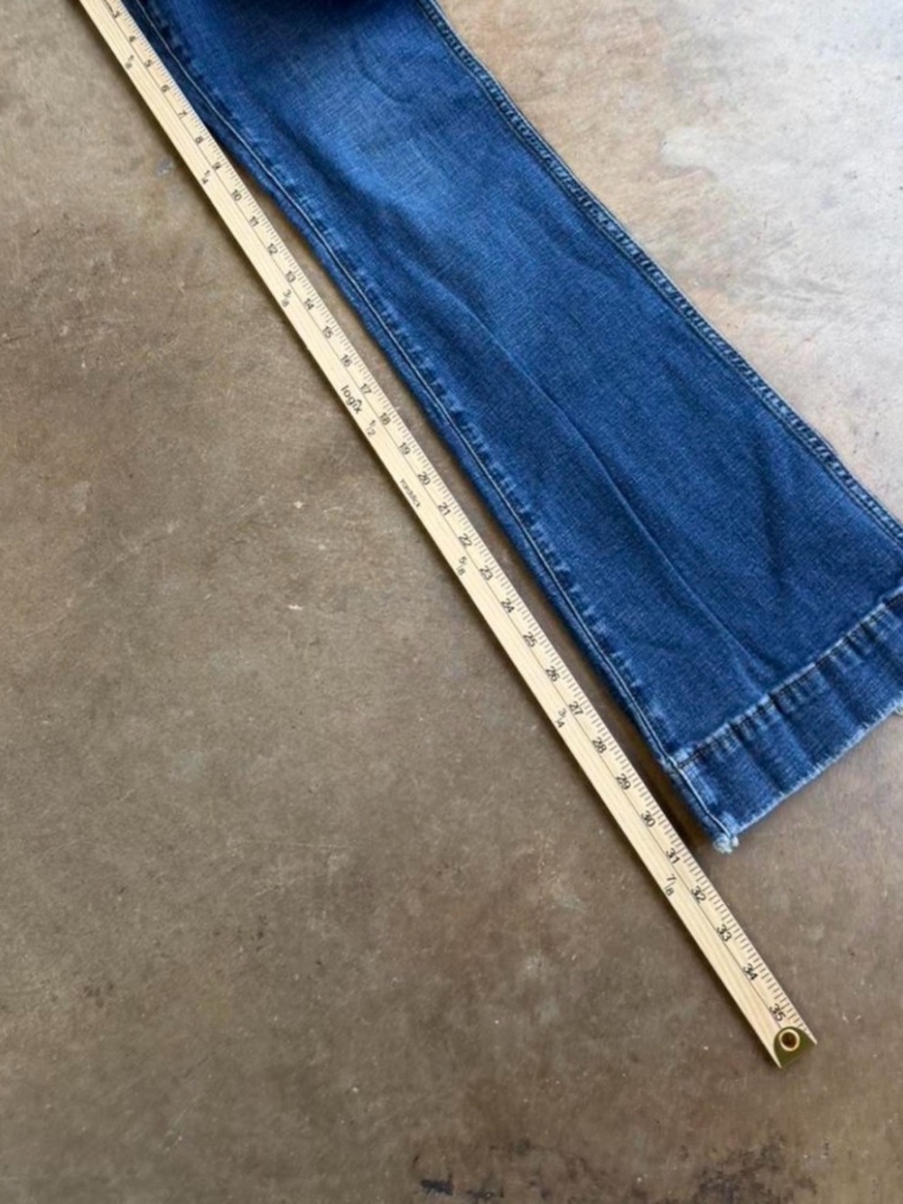 Vintage Wrangler Blue Flared Denim Jeans - Picture 8 of 8